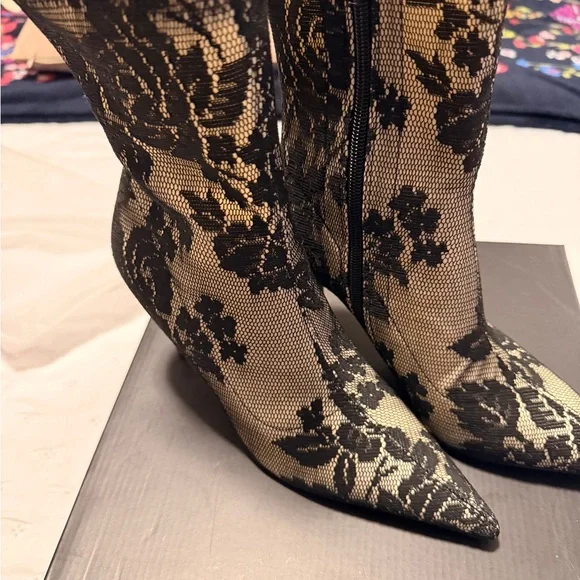 Lulu's Black Floral Heeled Boots - Picture 4 of 5